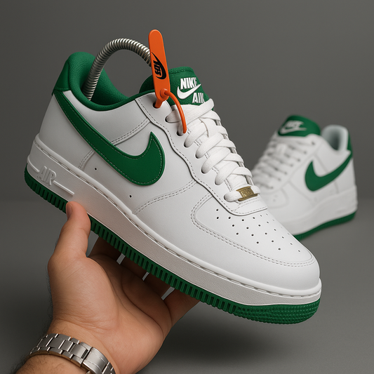 Nike Air Force 1'07 green